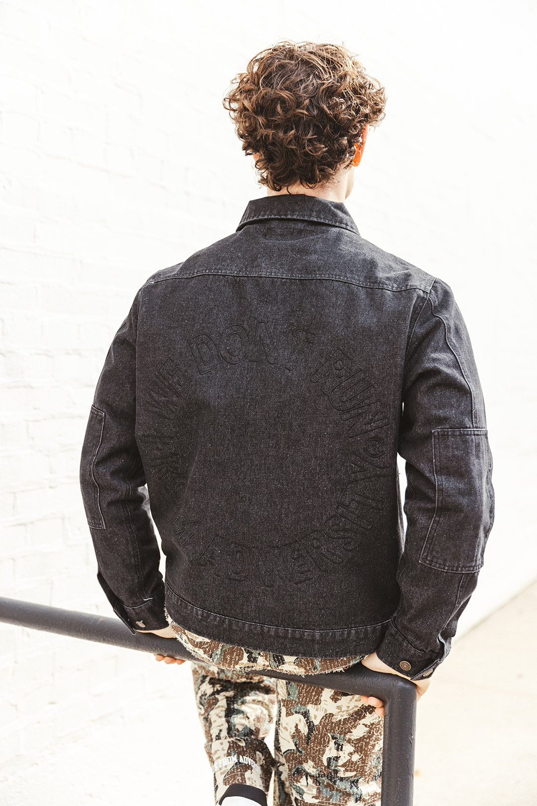 WDRFA Vintage 4-Pocket Denim Trucker Jacket - Black