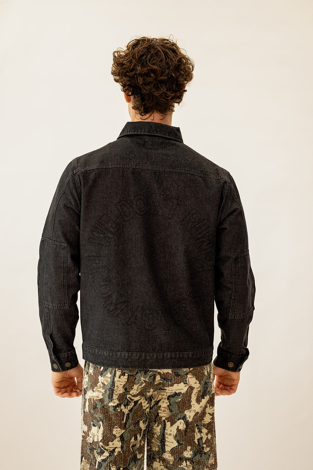 WDRFA Vintage 4-Pocket Denim Trucker Jacket - Black