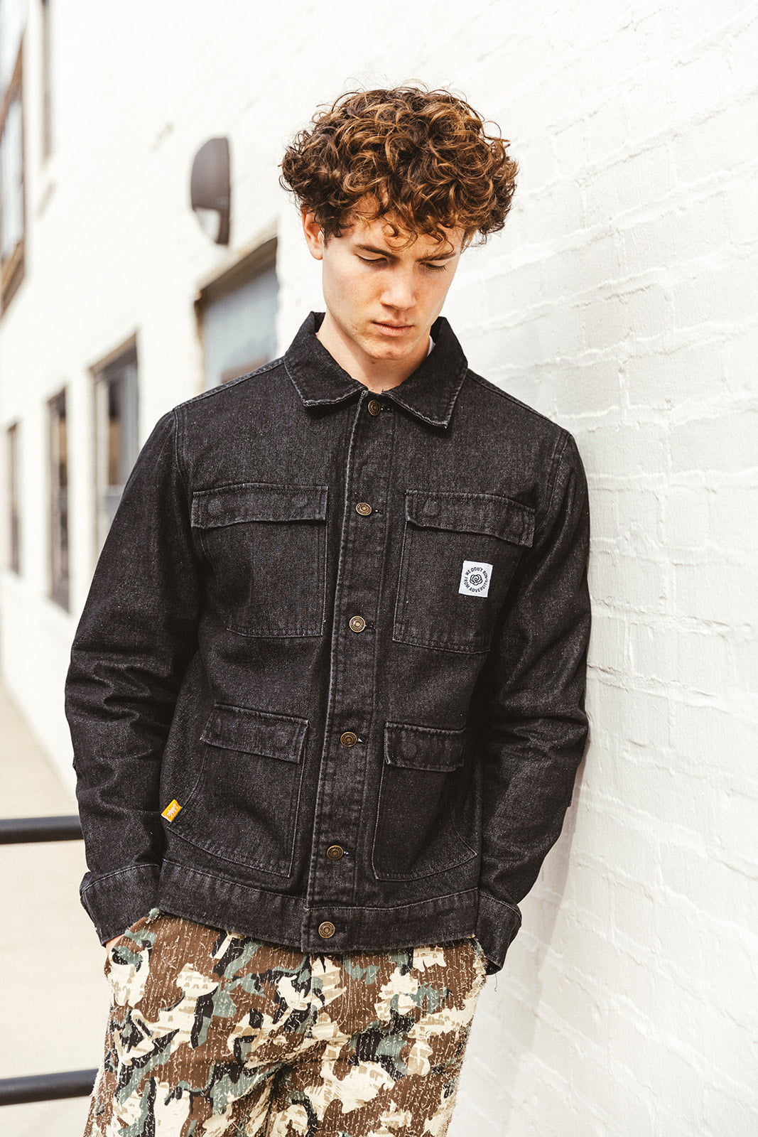 WDRFA Vintage 4-Pocket Denim Trucker Jacket - Black