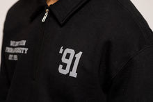 Load image into Gallery viewer, WE DON&#39;T RUN RUGBY SWEATSHIRT - BLACK