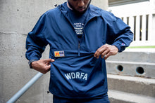 Load image into Gallery viewer, ANORAK RUN CLUB JACKET - NAVY